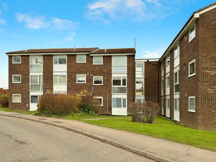 1 Bedroom Flat To Rent In Lupin Drive, Springfield, Chelmsford, CM1