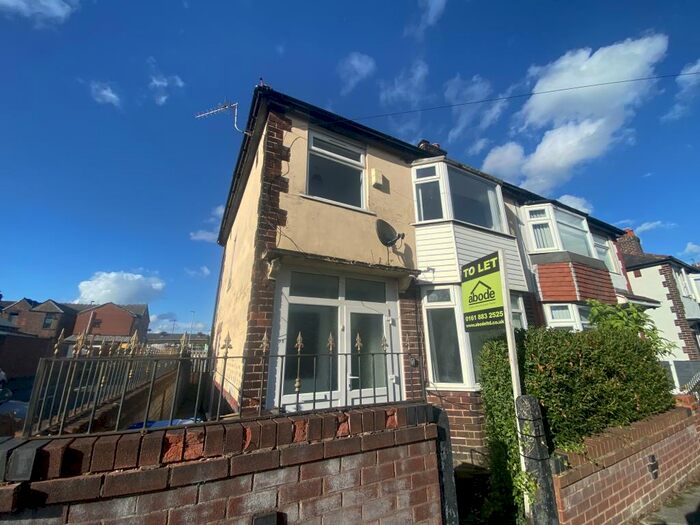 3 Bedroom House To Rent In St. Andrews Avenue, Droylsden, M43