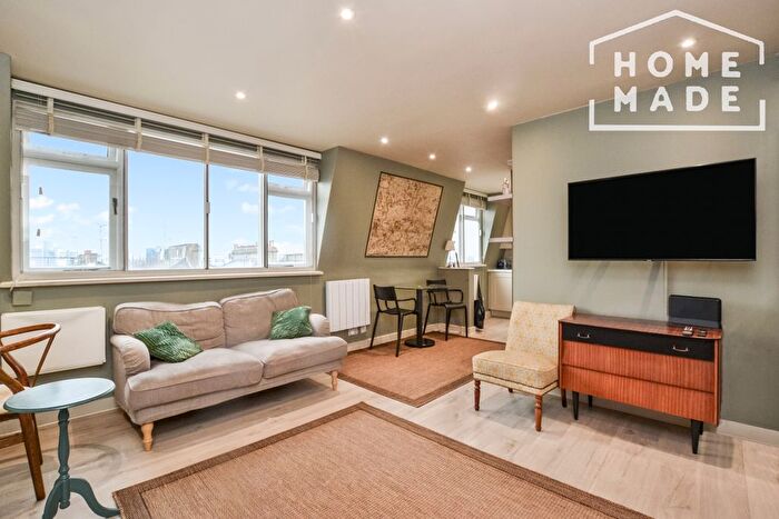 Studio To Rent In Pinehurst Court, W11