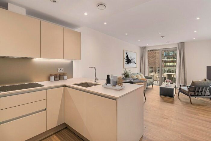 Studio To Rent In Nine Elms Lane, London, SW11