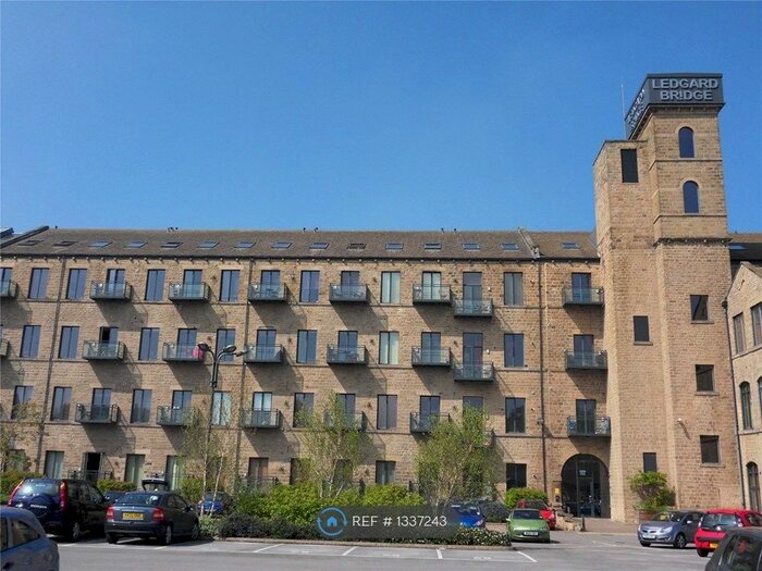 1 Bedroom Flat To Rent In Ledgard Wharf, Mirfield, WF14