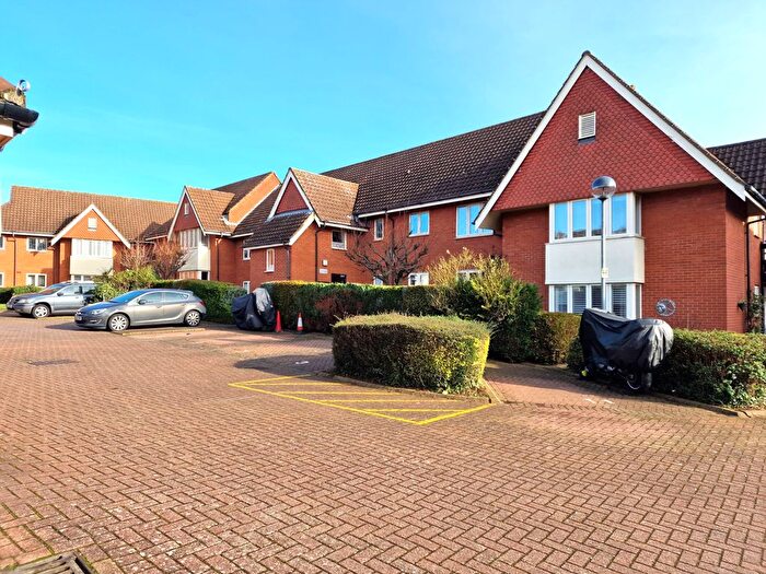 2 Bedroom Flat To Rent In Tavistock Place, Bedford, MK40