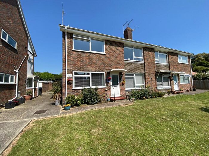 2 Bedroom Flat To Rent In Westgate Court, Goring Street, Worthing, BN12
