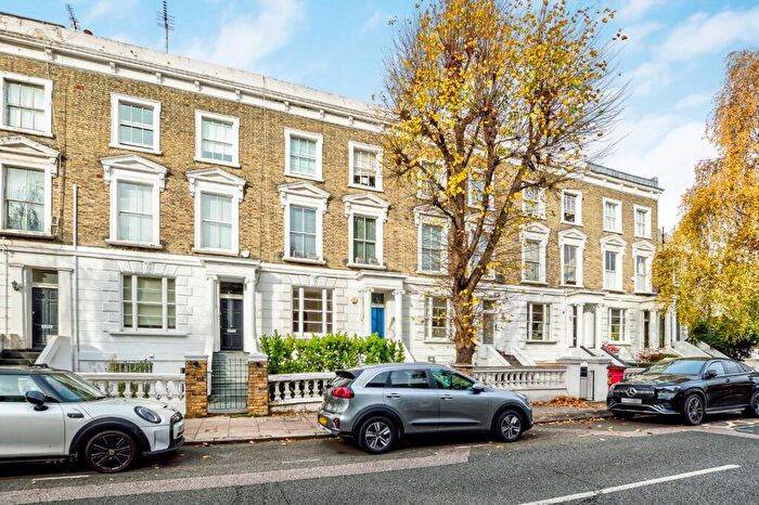 3 Bedroom Flat For Sale In Belsize Road, South Hampstead, London, NW6