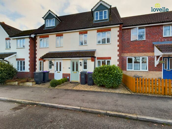 3 Bedroom Terraced House To Rent In Foxglove Road, Market Rasen, LN8