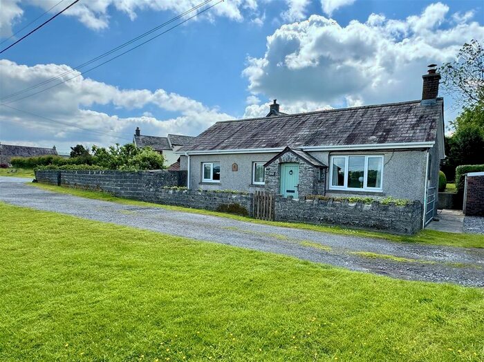 2 Bedroom Bungalow For Sale In Gwynfe, Llangadog, SA19