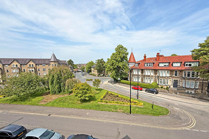 2 Bedroom Apartment For Sale In East Parade, Harrogate, HG1