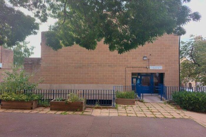 2 Bedroom Flat To Rent In Lampards Buildings, Bath, BA1