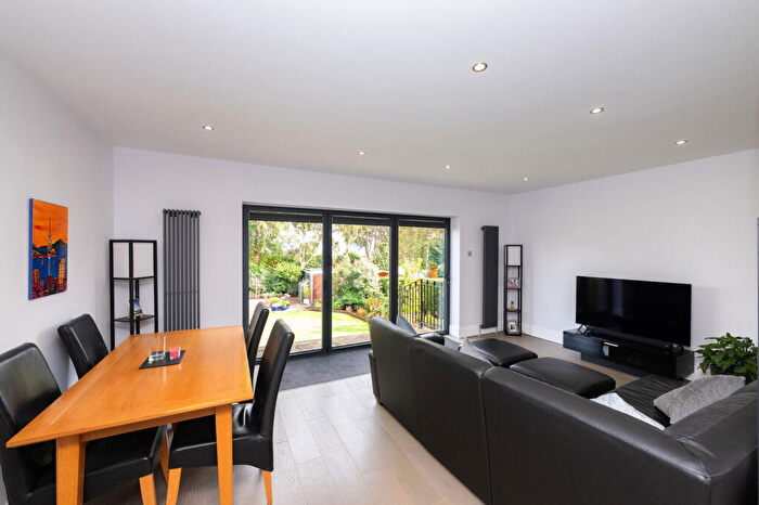 5 Bedroom Detached House For Sale In The Balk, Staincross, Barnsley, S75