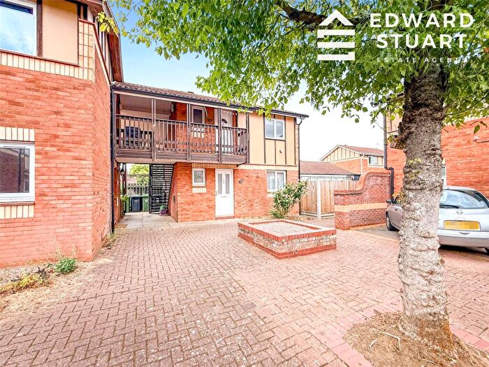 1 Bedroom Apartment For Sale In Long Pasture, Peterborough, Cambridgeshire, PE4