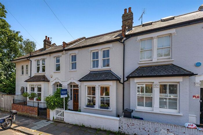 3 Bedroom Terraced House For Sale In Percy Road, Isleworth, TW7