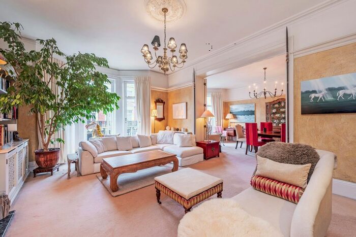 4 Bedroom Flat To Rent In Drayton Gardens, London, SW10