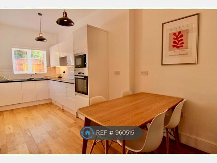 5 Bedroom Terraced House To Rent In Broomfield Road, Coventry CV5