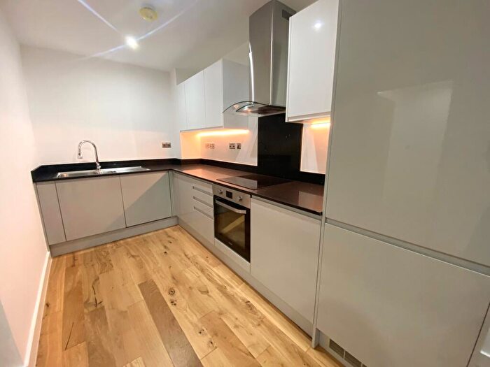 1 Bedroom Apartment To Rent In Camden Street, Birmingham, B1