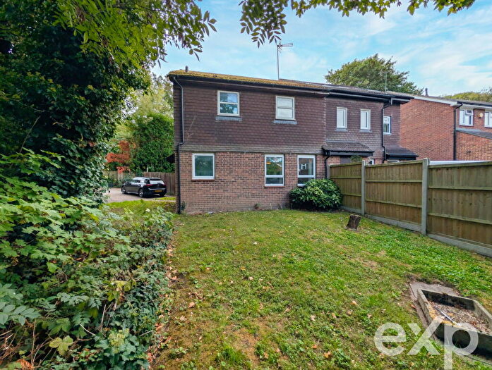 2 Bedroom Semi-Detached House For Sale In Foxden Drive, Downswood, Maidstone, ME15