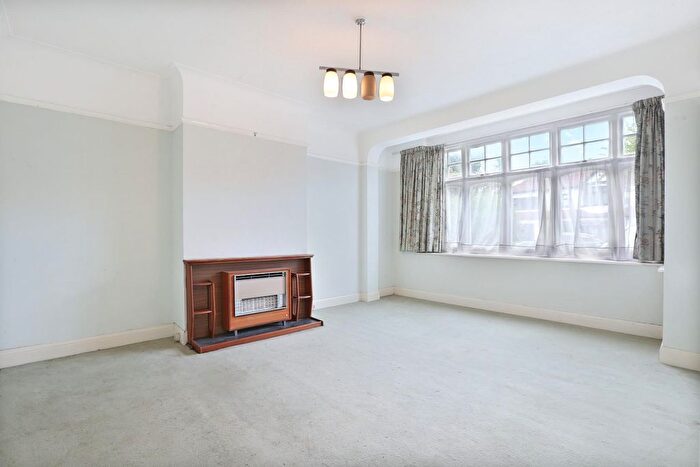 Property For Sale In Stanhope Grove, Beckenham, BR3