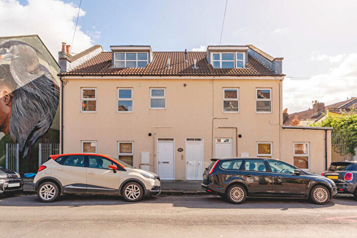2 Bedroom Maisonette For Sale In Chessel Mews, British Road, Bristol, Bristol, BS3