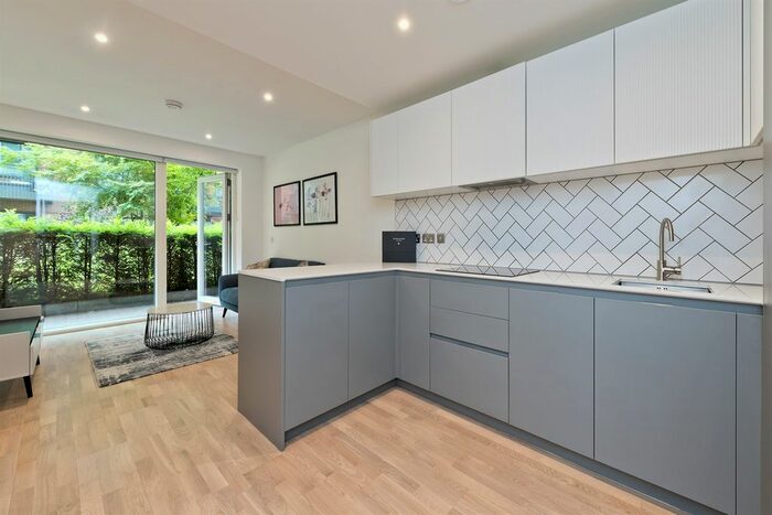 Studio To Rent In Accolade Avenue, Southall, UB1