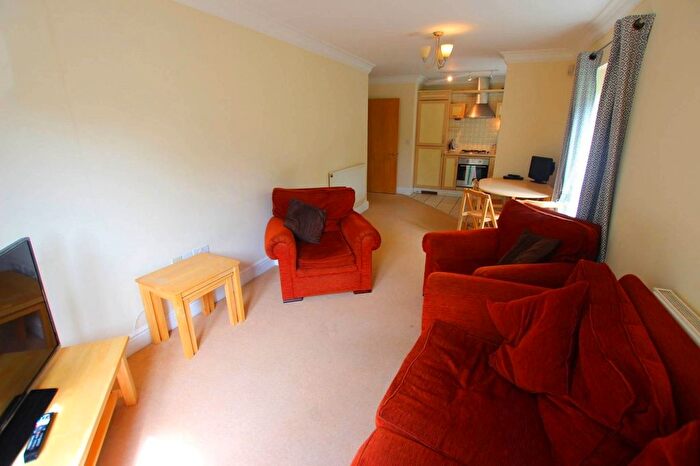 2 Bedroom Flat To Rent In Bedford Road, Reading, RG1