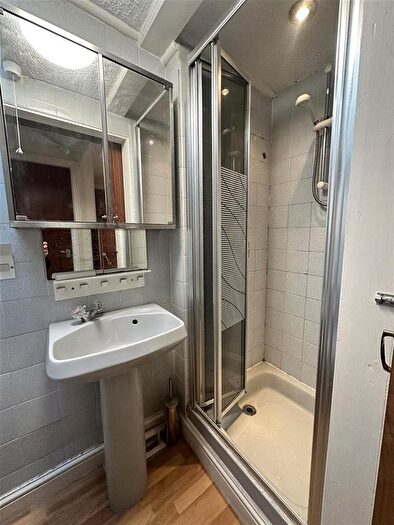 1 Bedroom Flat To Rent In Sutherland Place, Clifton, Bristol, BS8