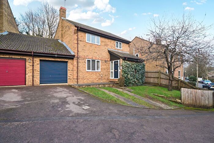 4 Bedroom Detached House For Sale In Portway Drive, Croughton, NN13