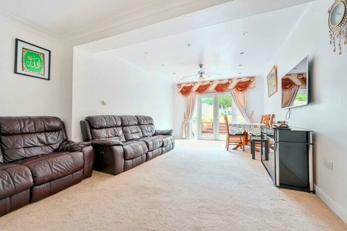 6 Bedroom Detached House To Rent In Blackmore Crescent, Woking, Surrey, , Woking, GU21