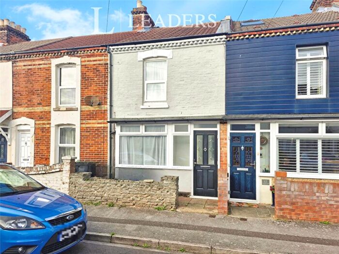 2 Bedroom Terraced House To Rent In Vernon Road, PO12