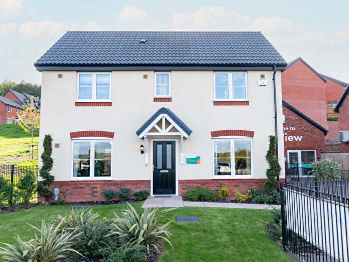 4 Bedroom Detached House For Sale In The View, Brockhill, Redditch, Worcestershire, B97
