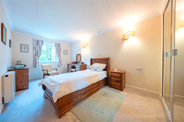 2 Bedroom Apartment For Sale In Primrose Court, Primley Park View, Leeds, West Yorkshire, LS17
