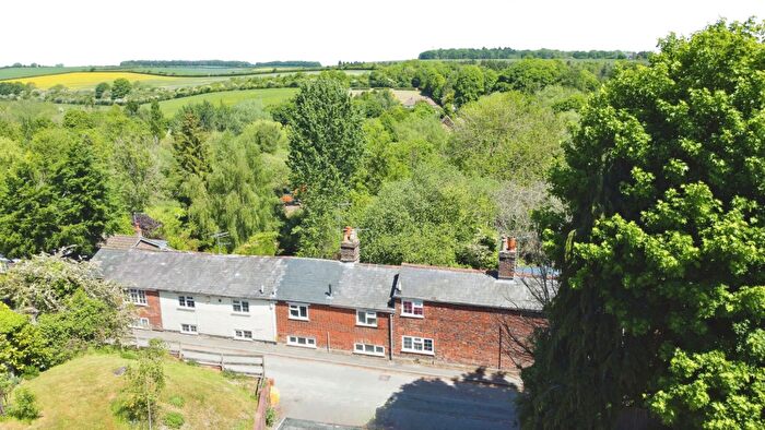 1 Bedroom House For Sale In Tin Pit, Marlborough, SN8