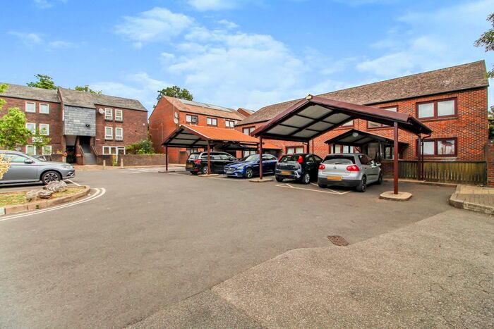 1 Bedroom Flat To Rent In Farnborough Close, Wembley Park, HA9