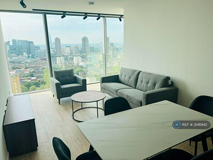 3 Bedroom Flat To Rent In Valencia Tower, London, EC1V
