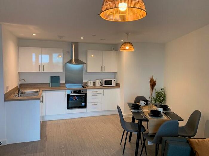 2 Bedroom Apartment To Rent In Oldfield Road, Manchester, Greater Manchester, M5