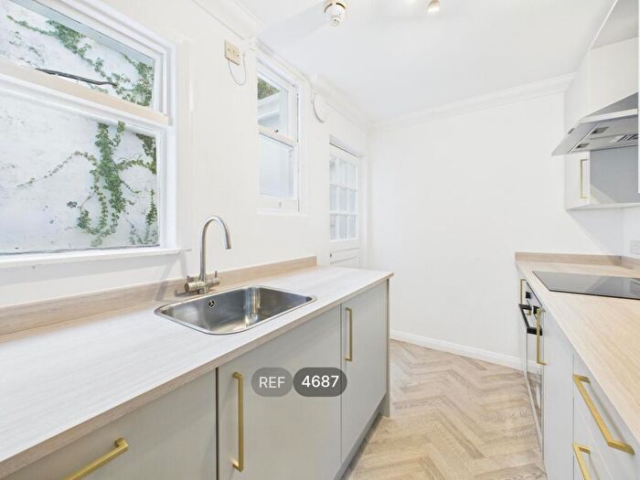 2 Bedroom Apartment To Rent In Belvedere Terrace, Brighton, BN1