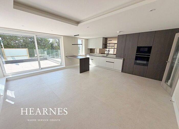 2 Bedroom Flat For Sale In Highmoor Road, Lower Parkstone, Poole, BH14
