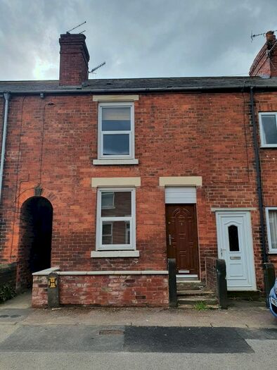 2 Bedroom Terraced House To Rent In Nicholas Street, Hasland, S41