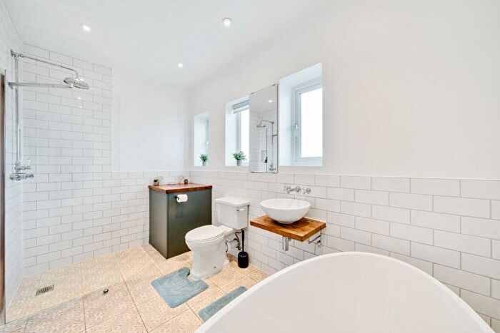 4 Bedroom Terraced House For Sale In Southend Lane, Catford, SE6