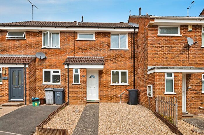 2 Bedroom Terraced House For Sale In Romsey Road, Yeovil, BA21