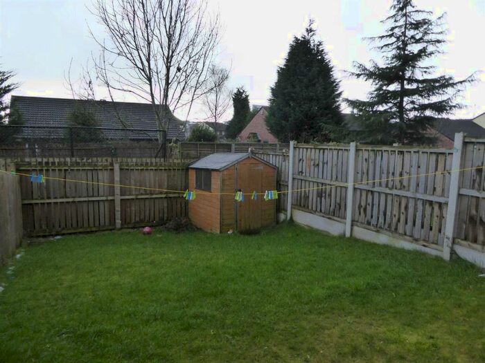 2 Bedroom Semi-Detached House To Rent In Metcombe Way, Beswick, M11