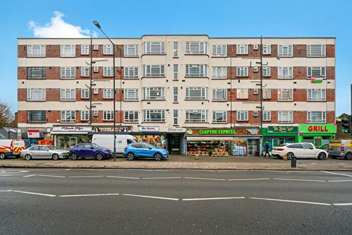 3 Bedroom Flat To Rent In Beaumont Court, Upper Clapton Road, Hackney, E5
