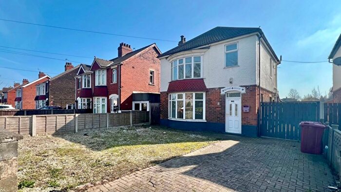 3 Bedroom Detached House For Sale In Station Road, Scunthorpe, DN15