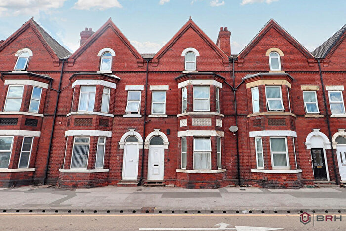 6 Bedroom Terraced House For Sale In Balby Road, Doncaster, DN4