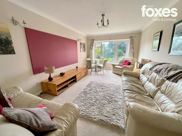 2 Bedroom Flat To Rent In Churchfield Court, Parkstone Road, Poole