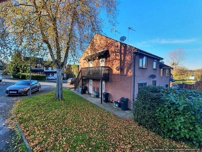 1 Bedroom Flat To Rent In Maple Grove, Northwich, CW8