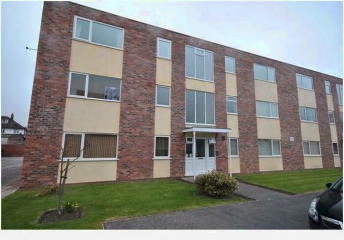 2 Bedroom Flat To Rent In Rutland Court, Ansdell, Lytham St. Annes, Lancashire, FY8