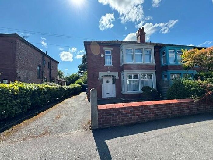 4 Bedroom Semi-Detached House To Rent In Kenworthy Lane, Manchester, M22