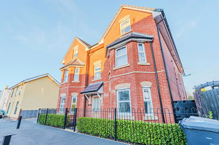 1 Bedroom Flat To Rent In Ashley Road, Boscombe, Bournemouth, Dorset, BH1