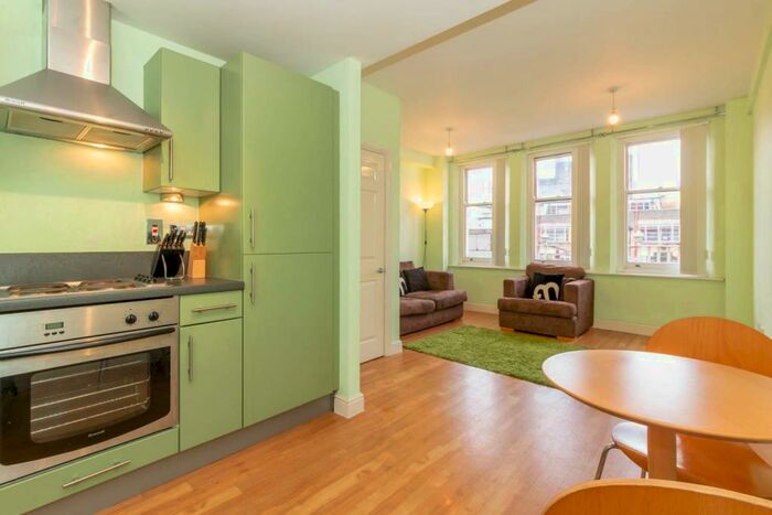 1 Bedroom Apartment To Rent In Essex House, Temple Street, B2