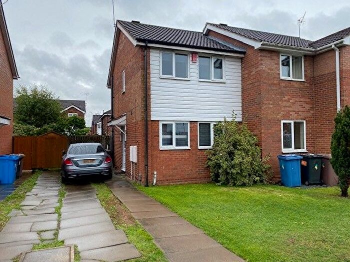 2 Bedroom Property To Rent In Brook Close, Nottingham, NG10