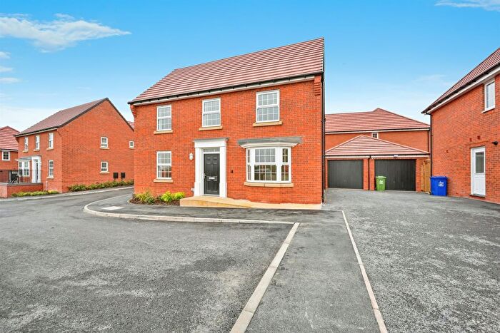 4 Bedroom Detached House For Sale In Pye Green Road, Hednesford, Cannock, WS12